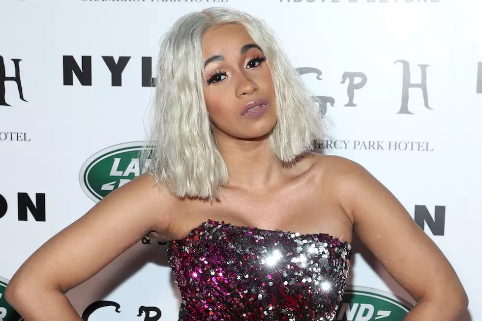 Cardi B Says She Was Put In a Chokehold by NYPD in Now-Deleted Tweet [PHOTO]
