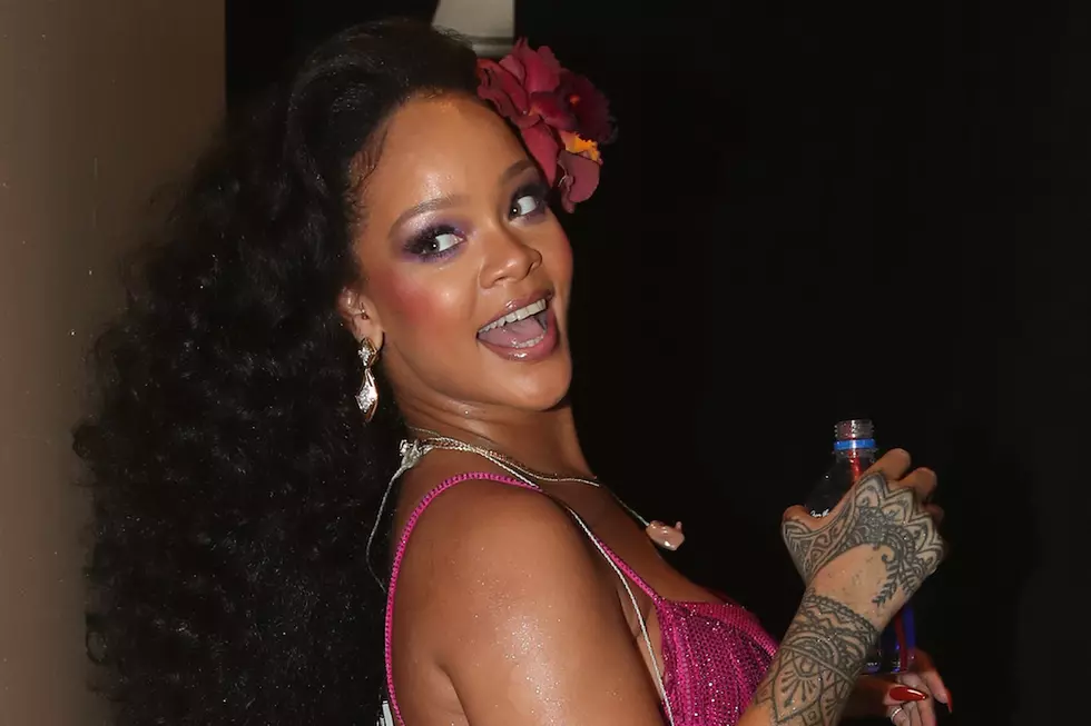 Rihanna Is the First Female Artist to Hit 2 Billion Streams at Apple Music