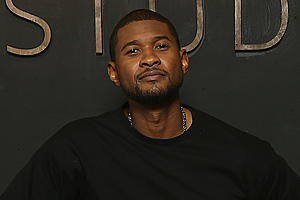 Did Usher Really Pay Dancers With &#8220;Ush Bucks?&#8221;