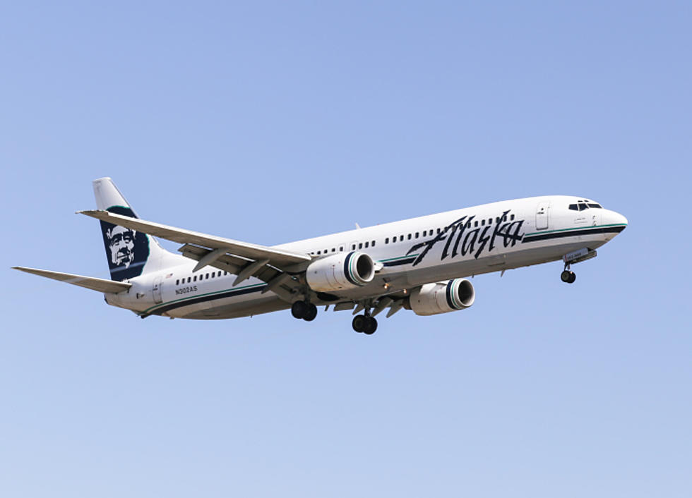Alaska Airlines Expands West