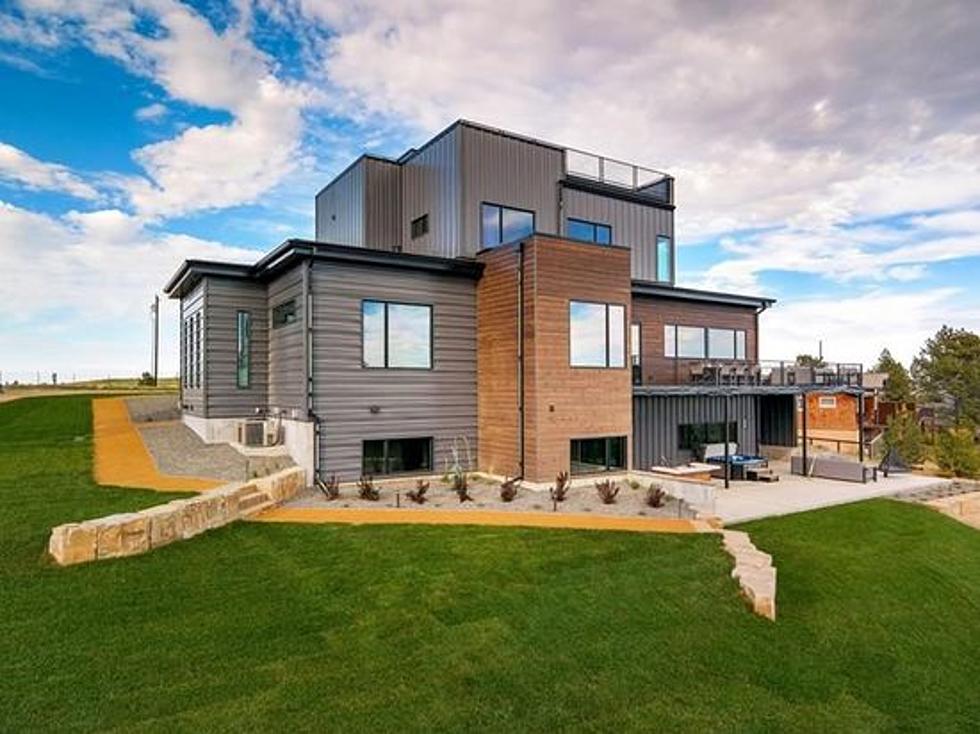 This Modern Dream Home On The Rims Can Be Yours [Pics]