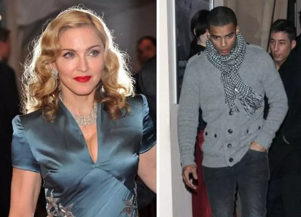 Hollywood Dirt: Madonna Needs a New Boy Toy &#038; Paula and Simon Reunite