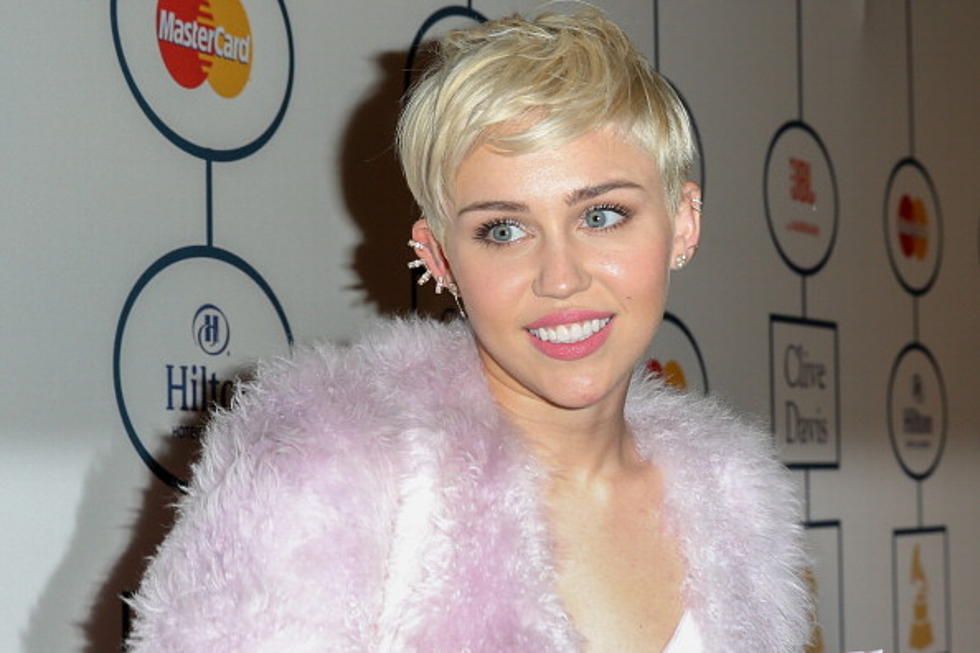 Hollywood Dirt – Miley Cyrus Goes Naked on ‘W’ Magazine Cover + More