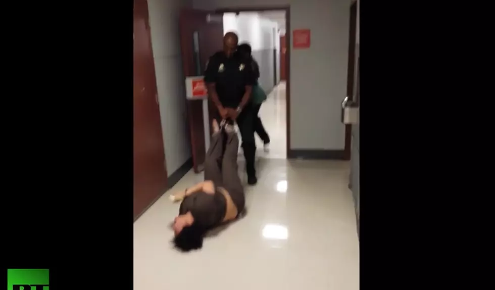 Sheriff Caught Dragging Frantic Woman into Court by the Shackles on Her Ankles [VIDEO]