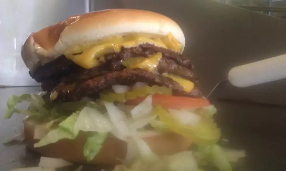 Iconic El Paso Restaurant’s Mouthwatering Burger Makes Texas Monthly’s ‘Greatest’ List