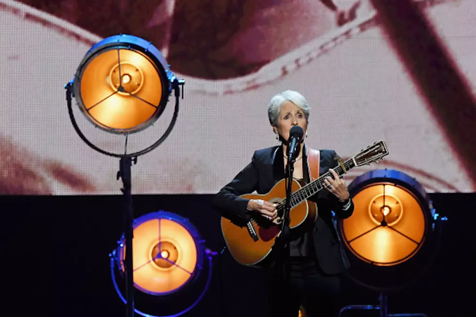 Joan Baez Heads to El Paso in Lampedusa: Concerts for Refugees