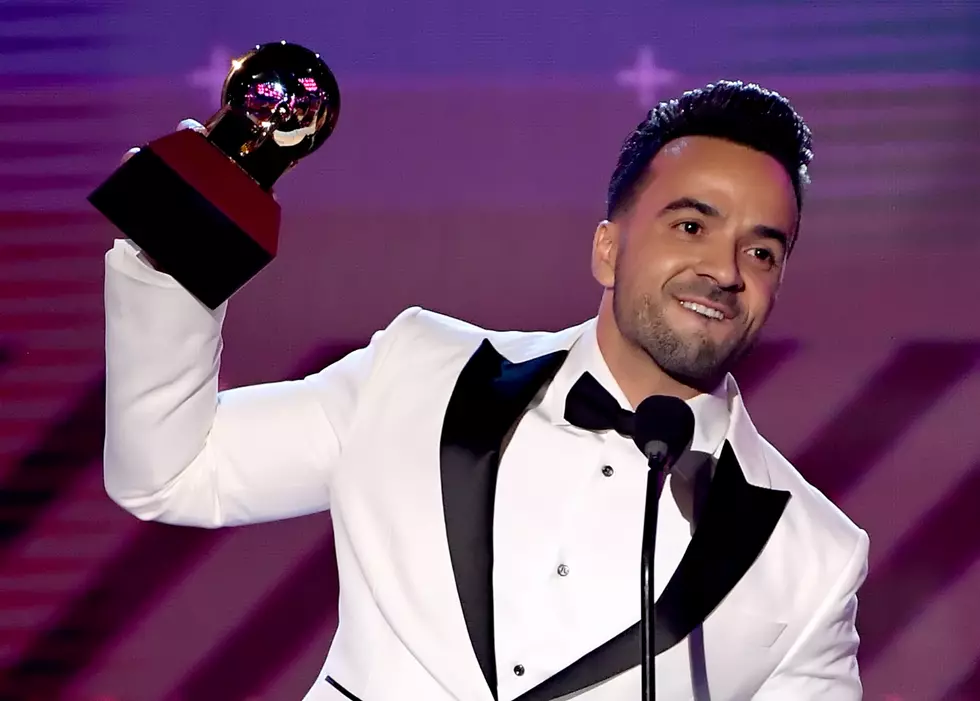 Luis Fonsi Features Demi Lovato on New Song