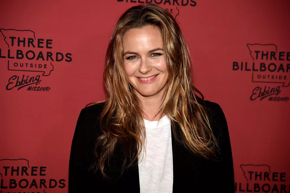 Actress Alicia Silverstone Announced As Keynote Speaker for JLEP 2nd Annual Women’s Wellness Summit