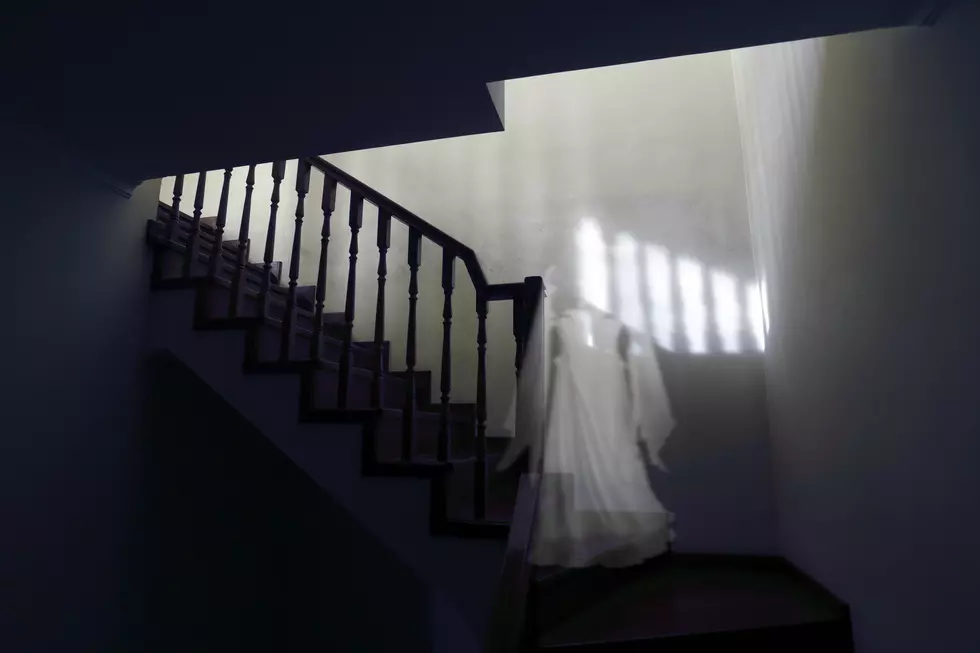 These Mike &#038; Tricia Listener Submitted Ghost Photos Will Give You the Creeps