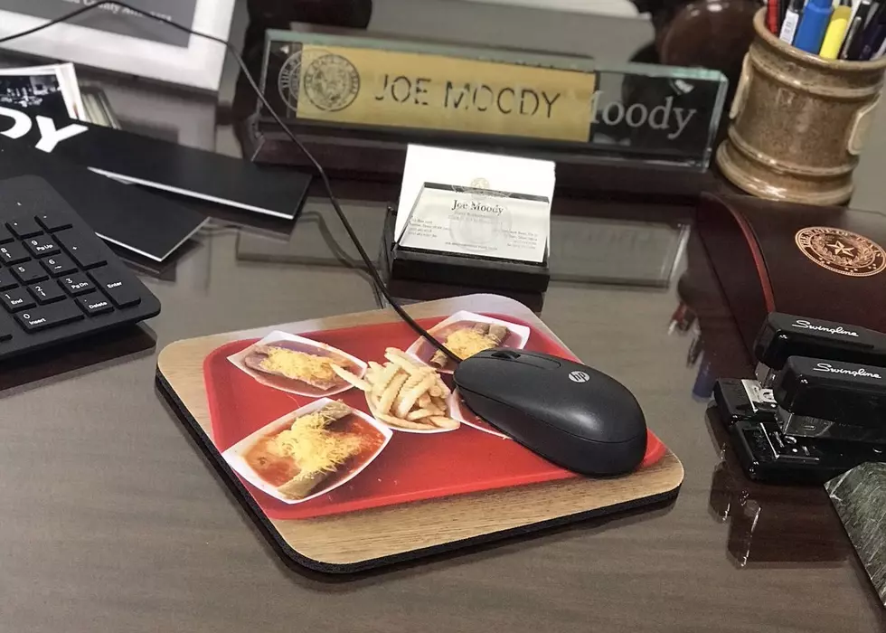 State Rep Moody’s El Paso-Themed Mousepad is Truly Magical