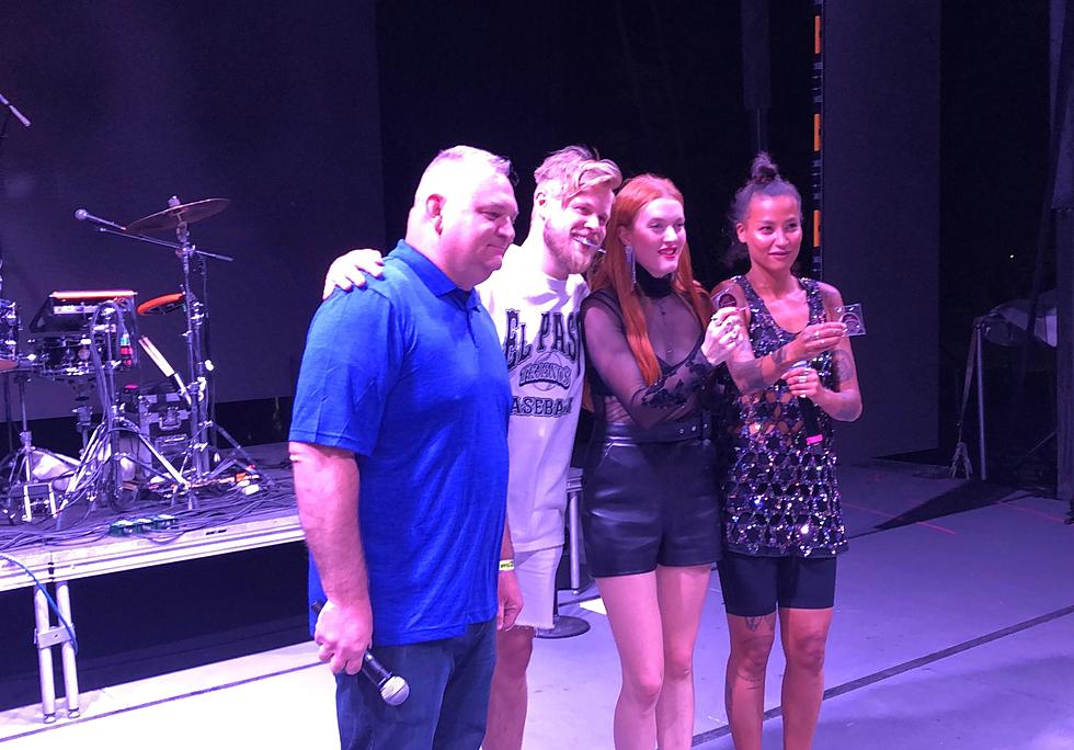 Icona Pop Receives Freedom Crossing Coins at Fort Bliss