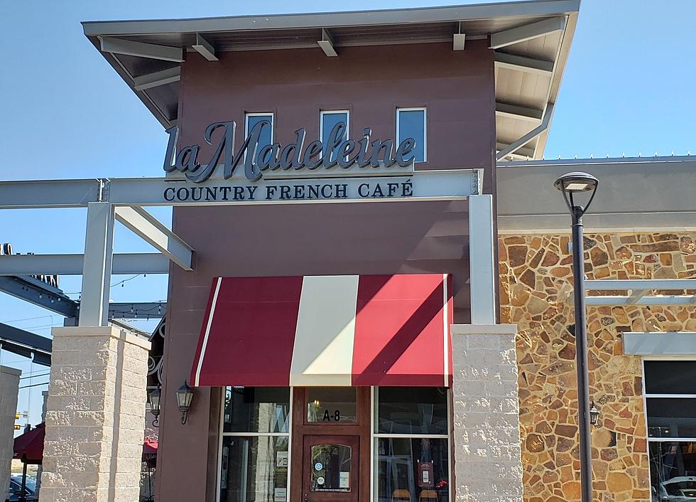 La Madeleine French Bakery & Café Celebrates Opening of New Location with Free Bread