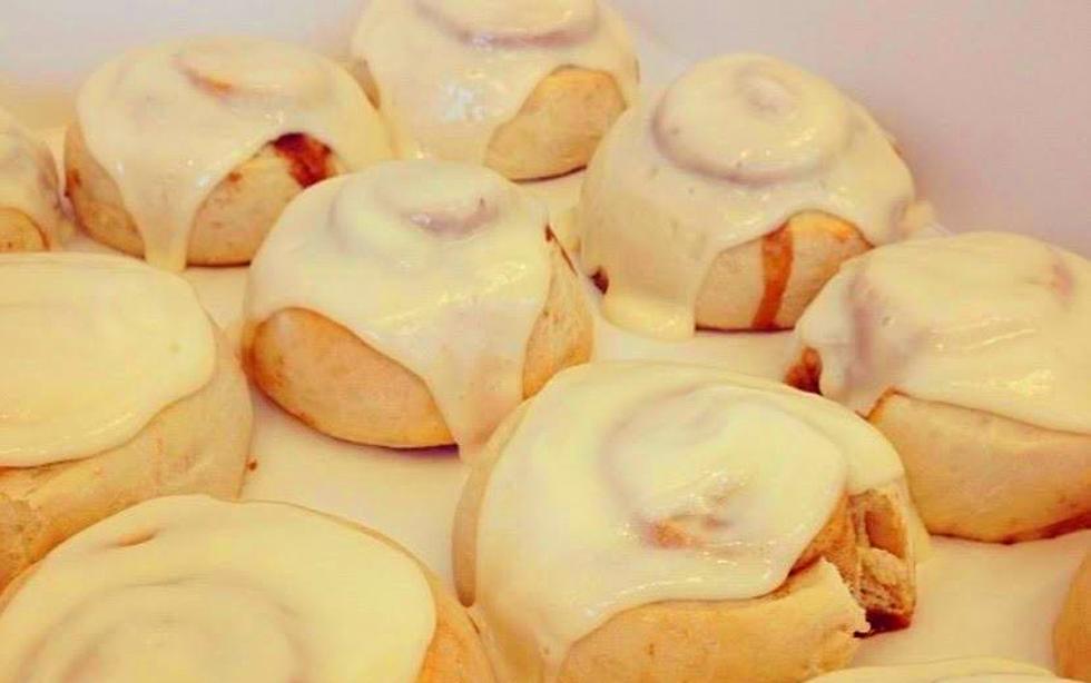 Cinnaholic Celebrates 1st Year Anniversary With $1 Old Skool Buns