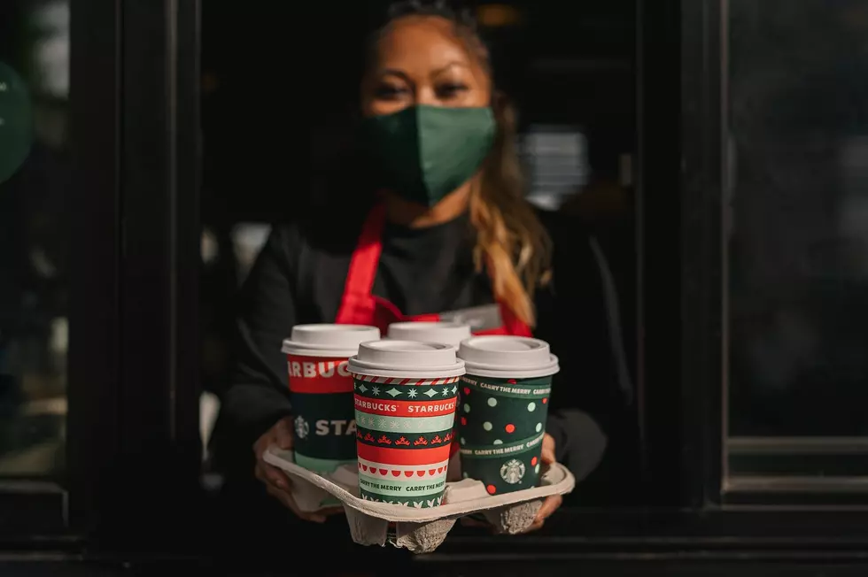 Get A Free Collectible Holiday Red Cup At Any El Paso Starbucks