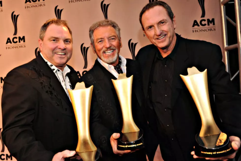 Country Classic Flashback to Feature Larry Gatlin and The Gatlin Brothers