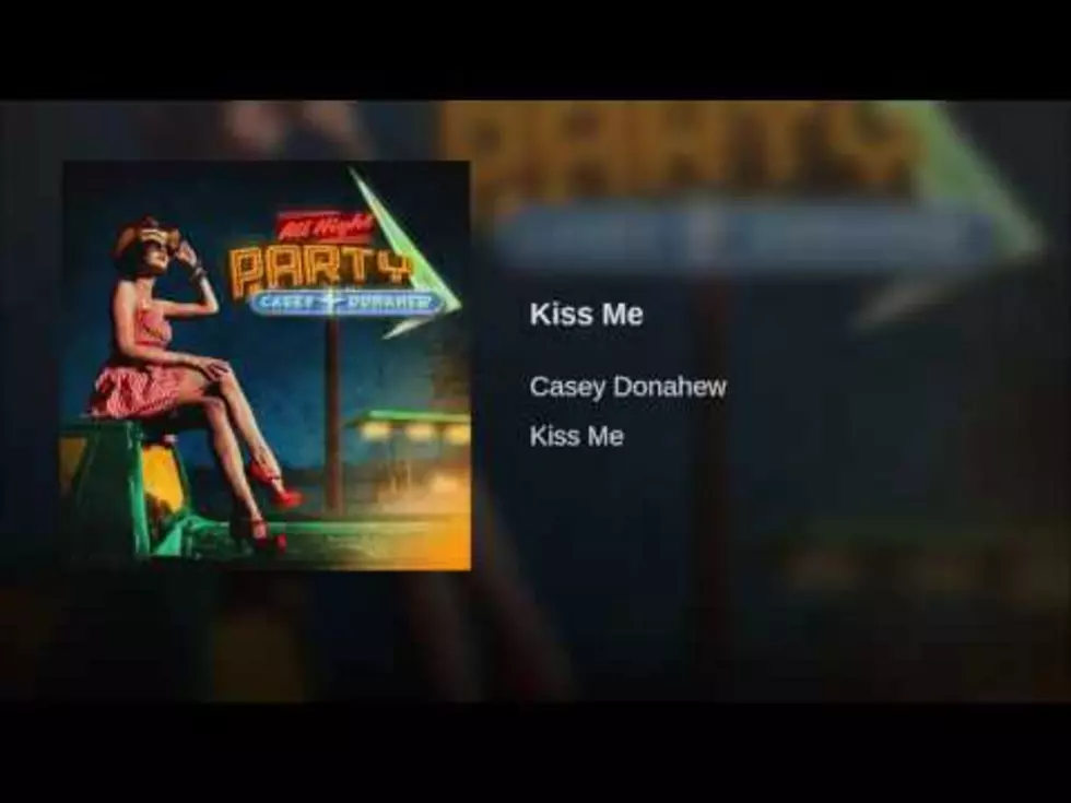 New Music Spotlight: Casey Donahew’s ‘Kiss Me’! [LISTEN]