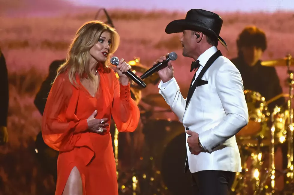 Tim McGraw Collapses on Stage in Ireland [Watch]
