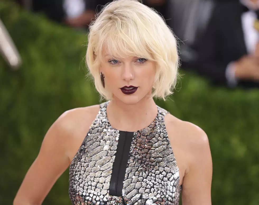 Taylor Swift Does Shots & Performs in Surprise Show [Watch]