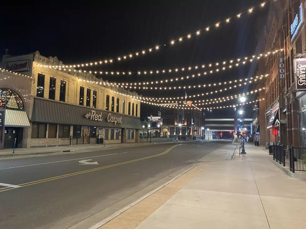 Eerie Photos of a Shut Down and Empty Downtown St. Cloud