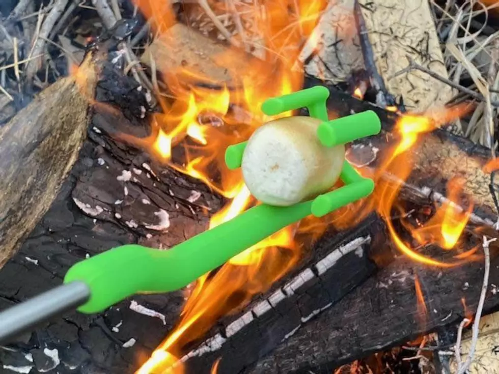 Alexandria Man Reinvents S’mores with New “Marshmallow Mitt” Tool