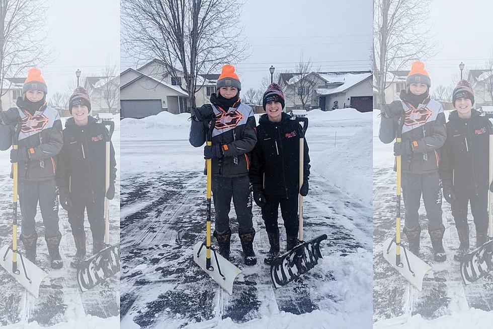 Minnesota Teens Did The Right Thing Shoveling This Firefighters Driveway