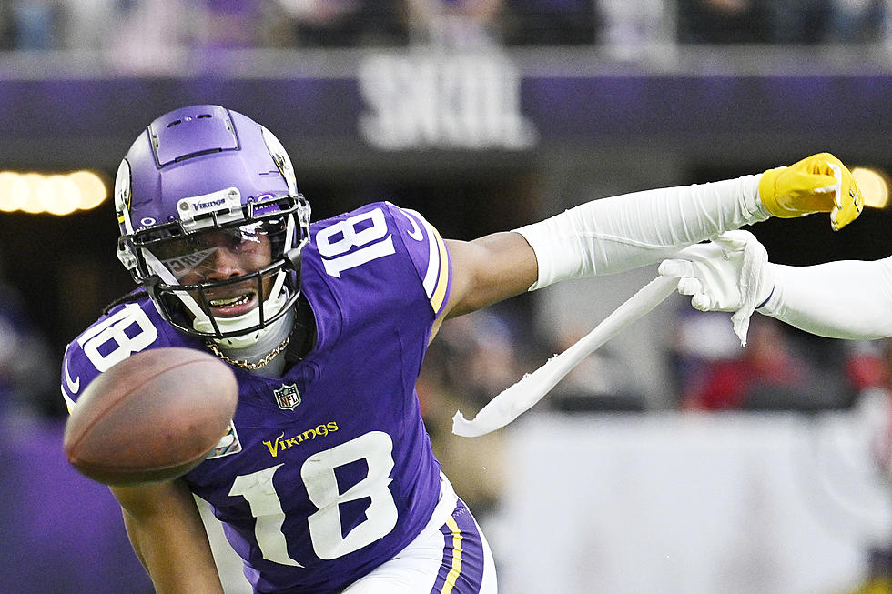 Former NFL Doc Thinks Vikings Star Receiver Could Miss Some Time