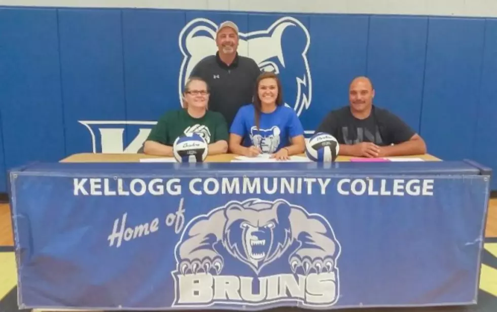 Two Local Stars Sign With KCC Athletic Squads