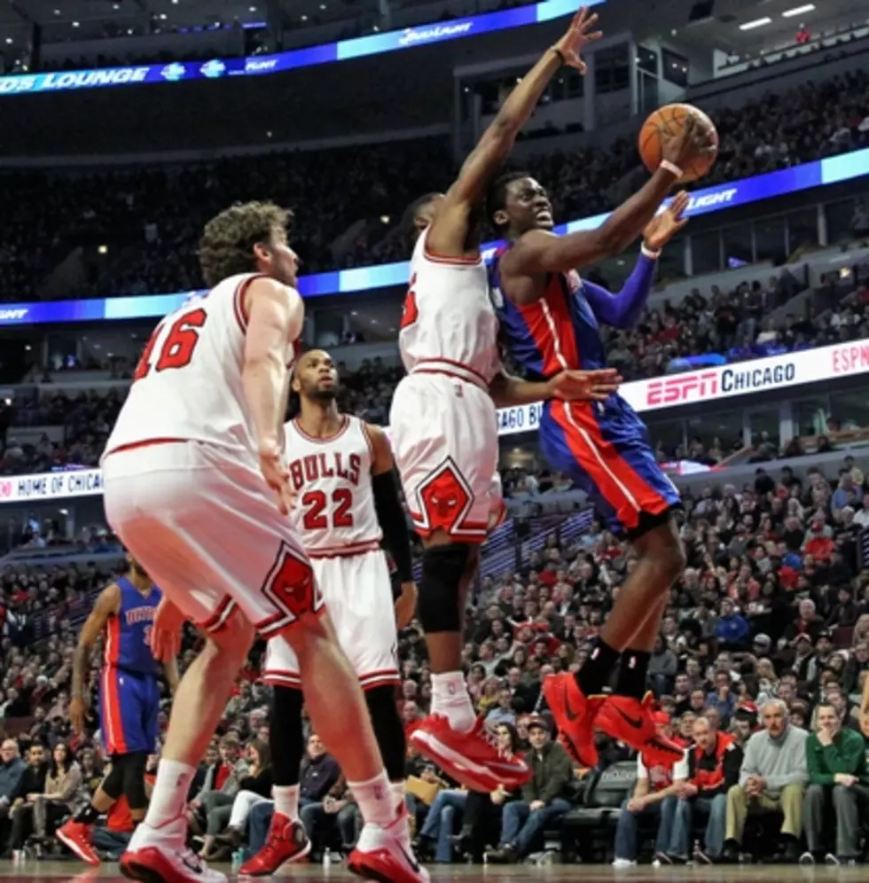 Sports: Pistons Lose to Bulls