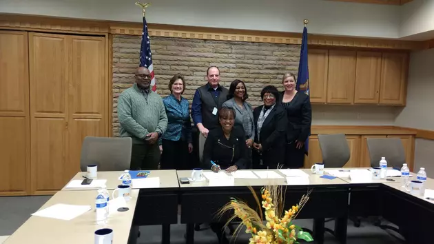 Battle Creek Schools And Michigan Department of Education Sign Agreement