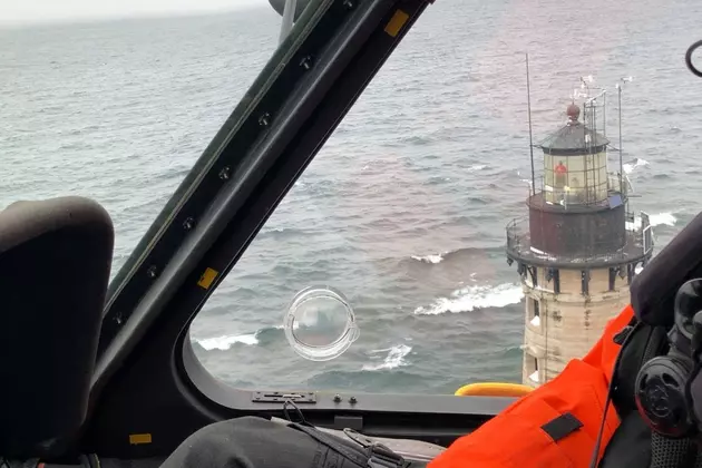 Coast Guard Assists In Frigid Repairs At Michigan Lighthouse