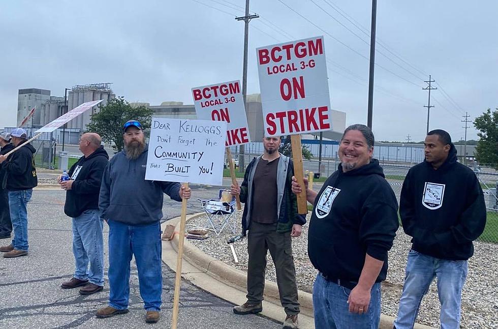 Kellogg's Employees on Strike in Battle Creek