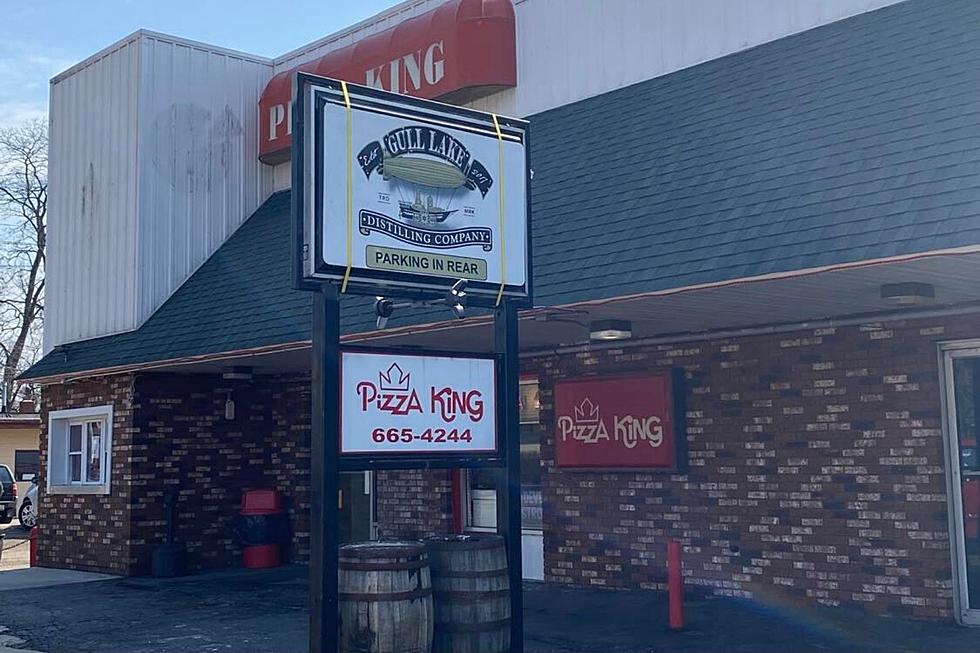 Galesburg Pizza King Moving Down the Street After 33 Years