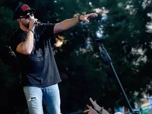 Future Hit at 5: Tyler Farr &#8220;Our Town&#8221;