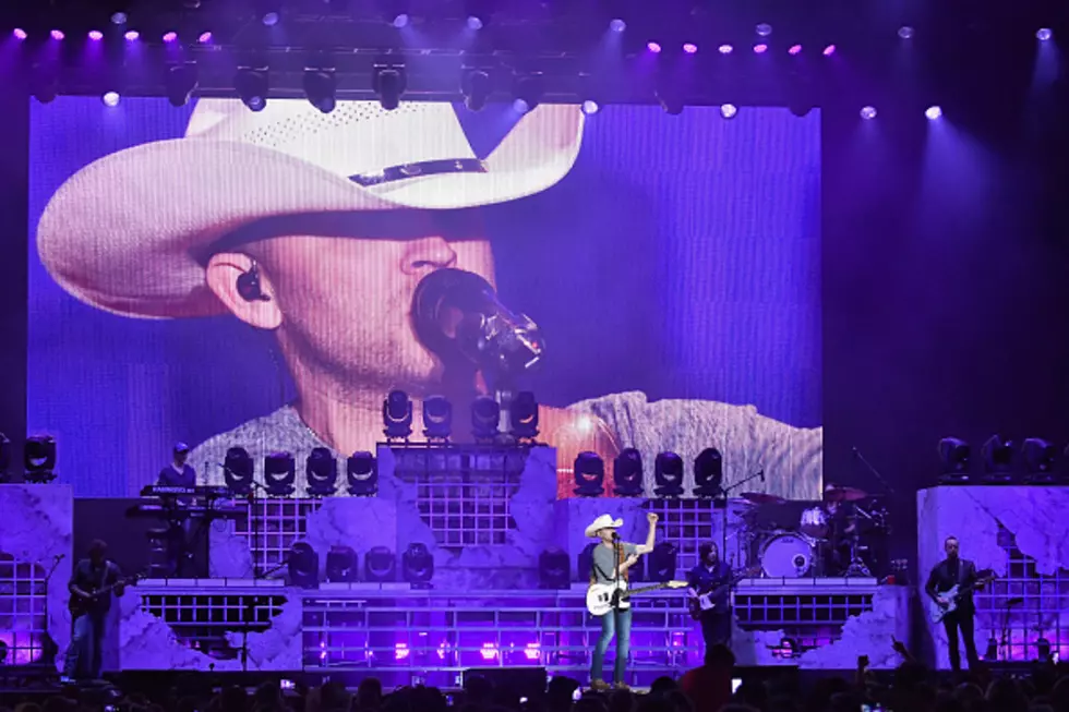 Justin Moore's Coming to Boise