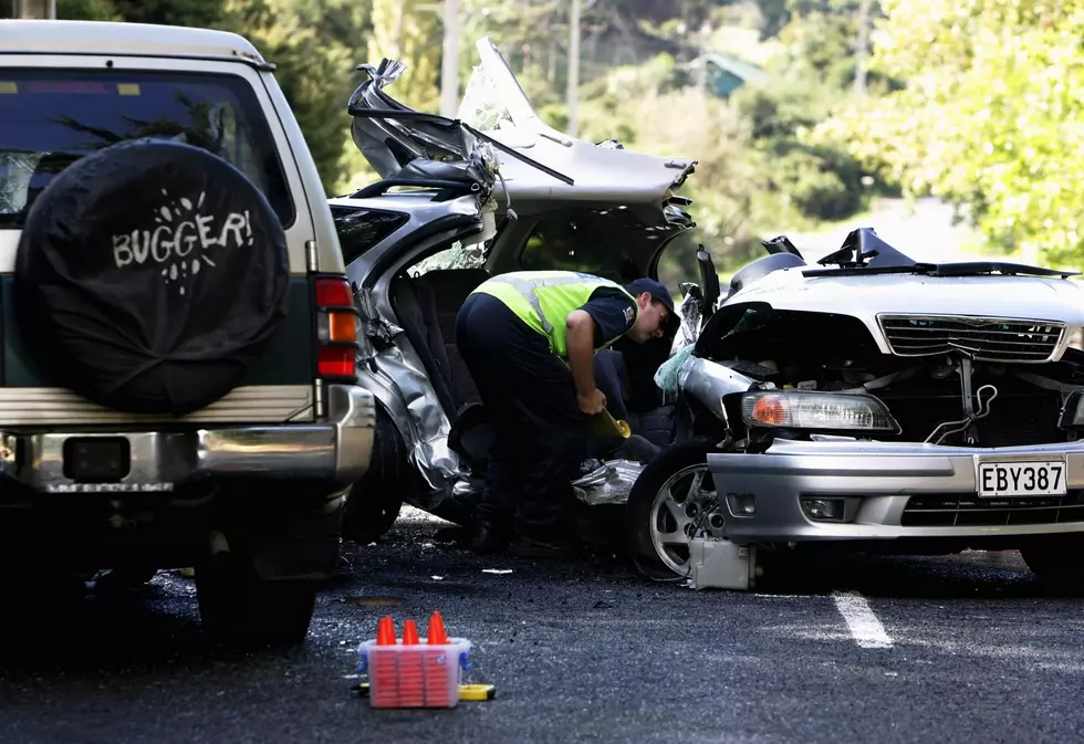 Idaho Head-On Crash Kills Two & Injures Four