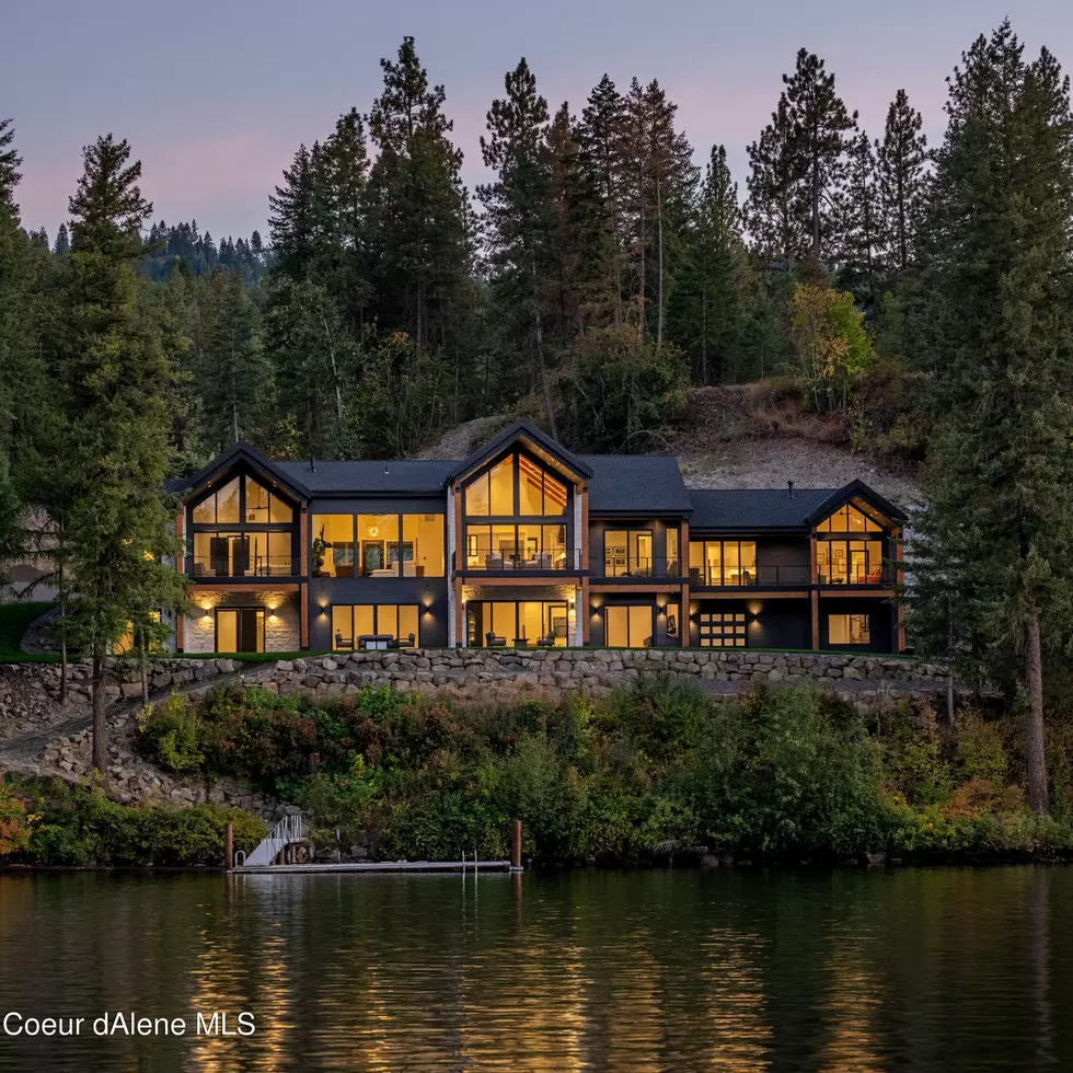 $9 Million Modern Idaho Home Has Beautiful Whiskey Lounge