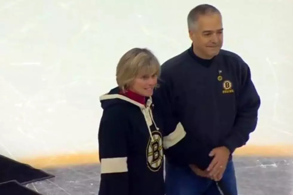 Soldier Surprises Parents With Help From the NHL [VIDEO]