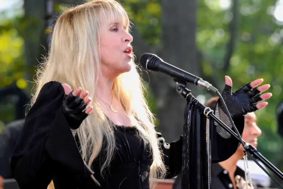 Stevie Nicks Mourning Loss of Her Mother