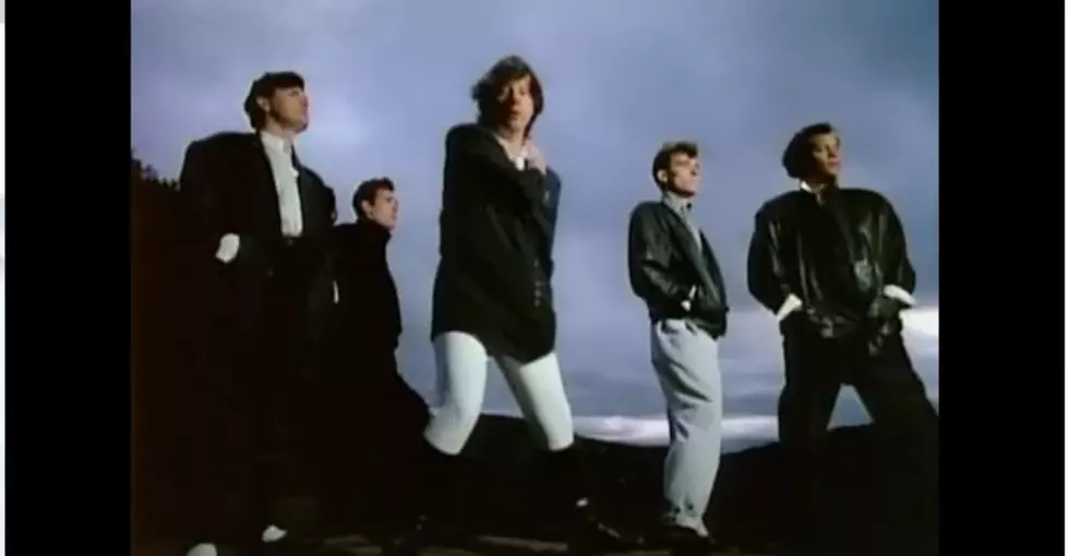 Simple Minds Featured On 80’s At 8 With “Don’t You (Forget About Me)” [VIDEO]