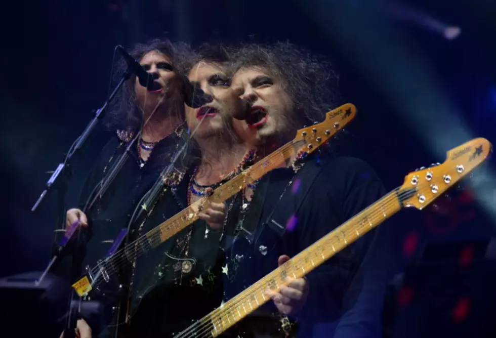 Classic Rock Songs To Warm Up With During This Cold Winter &#8211; The Cure [VIDEOS]
