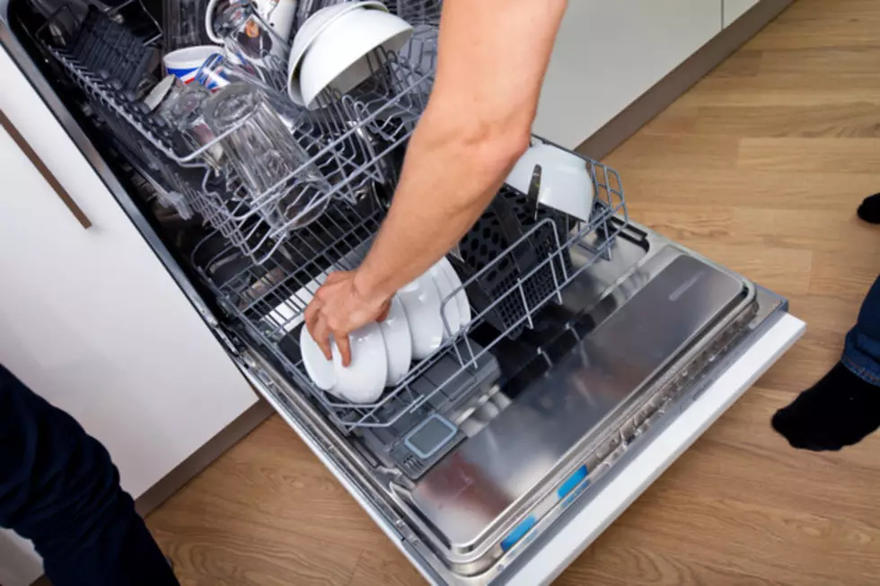 Is This Really the Right Way to Load a Dishwasher? Tik Tok Hack