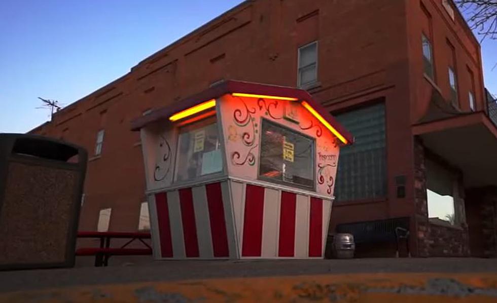 Check Out 104 Year Old MN Popcorn Stand, but The Popcorn’s Fresh