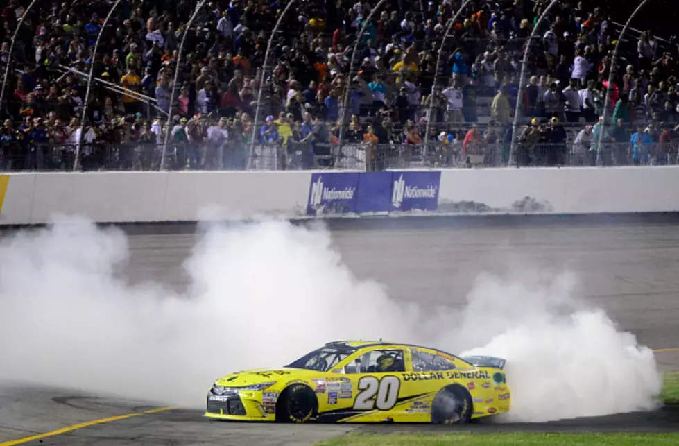 Kenseth Wins Federated Auto Parts 400