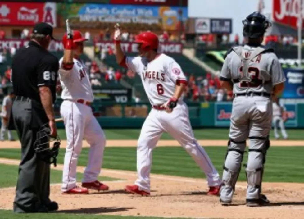 Angels beat the Tigers, 2-1