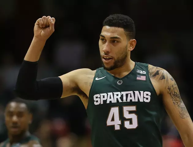 Conspiracy Theory Says Denzel Valentine Faked Knee Injury to Make Michigan State Better