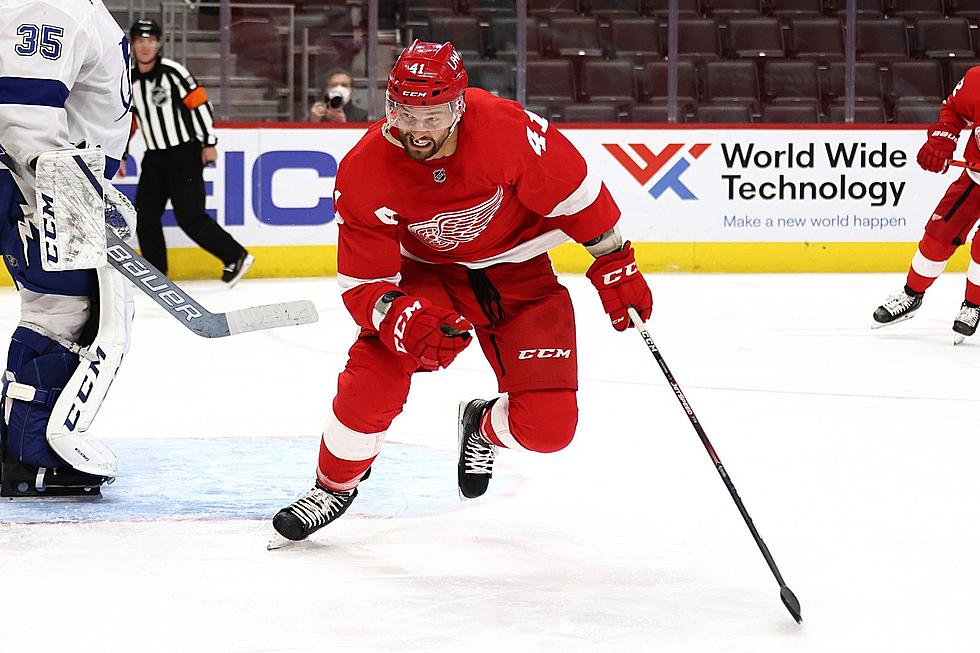 Red Wings Re-Sign Gagner & Pickard, But Lose Glendening