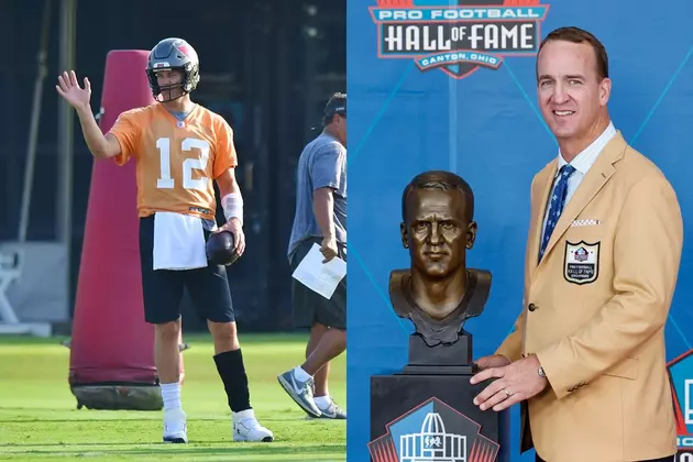 Peyton Manning Inducted into Pro Football Hall of Fame, Tom Brady Attends