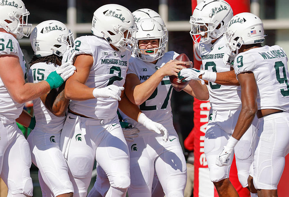 Michigan State Football Cuts The Cake and Remains Undefeated
