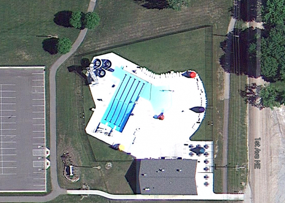 Near Drowning at Dodge Center Pool