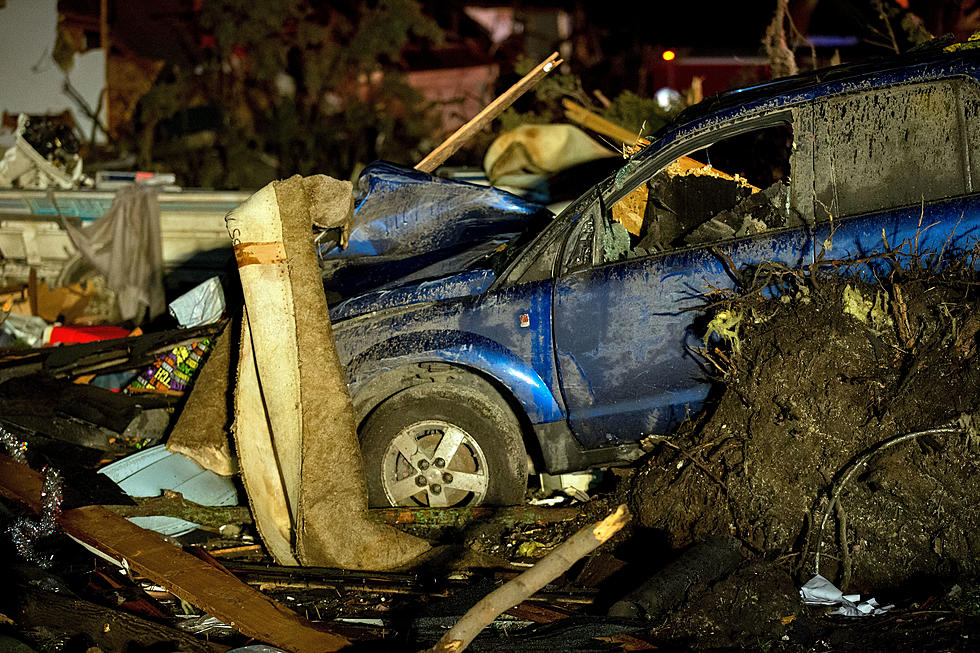 Deadly Twister Hits Small Illinois Town